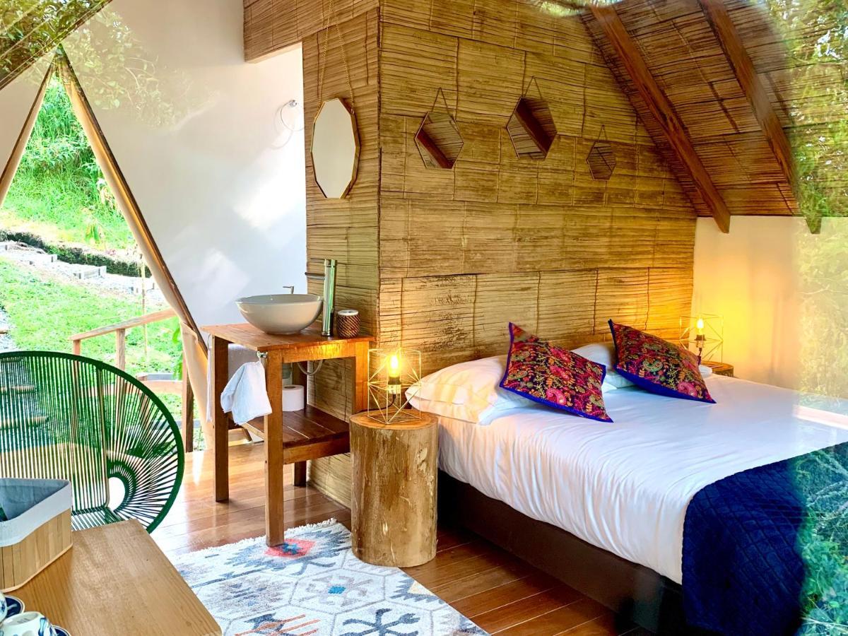 Lodge Glamping Lumbre *